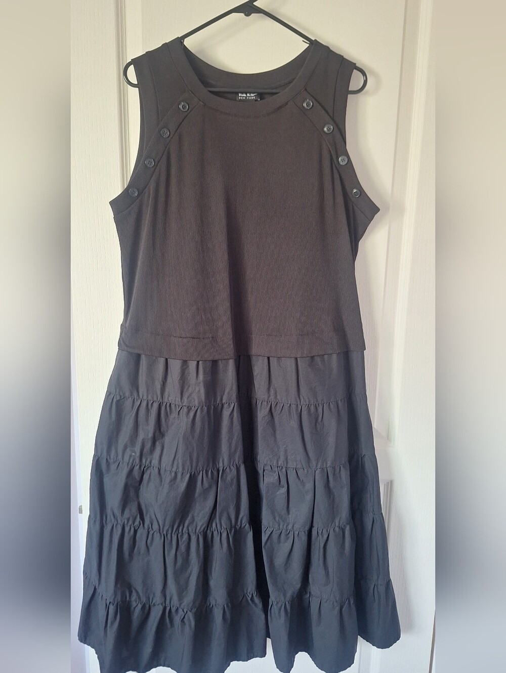 Nicole Miller Black Tiered Midi Dress